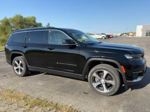 Another view of 2023 Jeep Grand Cherokee L Limited for sale in Maryville, MO at Tri-State Chrysler Dodge Jeep RAM