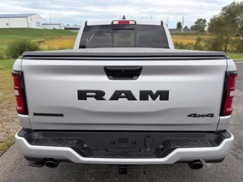 More photos of 2027 Ram 1500 Big Horn/Lone Star at Tri-State Chrysler Dodge Jeep RAM, MO
