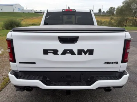 More photos of 2027 Ram 1500 Big Horn/Lone Star at Tri-State Chrysler Dodge Jeep RAM, MO