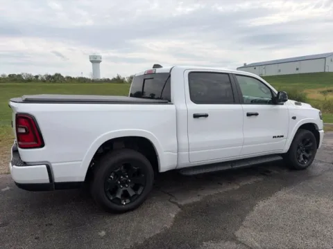More photos of 2027 Ram 1500 Big Horn/Lone Star at Tri-State Chrysler Dodge Jeep RAM, MO