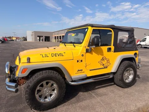 Yellow 2006 Jeep Wrangler X for sale in Maryville, MO