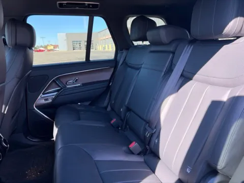 More photos of 2024 Land Rover Range Rover SE at Tri-State Chrysler Dodge Jeep RAM, MO