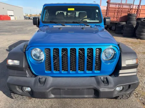 Photos of 2020 Jeep Gladiator Sport for sale in Maryville, MO at Tri-State Chrysler Dodge Jeep RAM