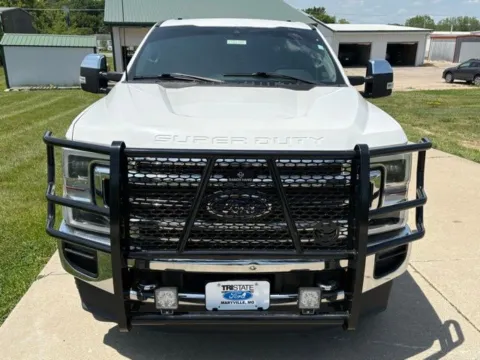 Photos of 2021 Ford F-250SD Lariat for sale in Maryville, MO at Tri-State Ford