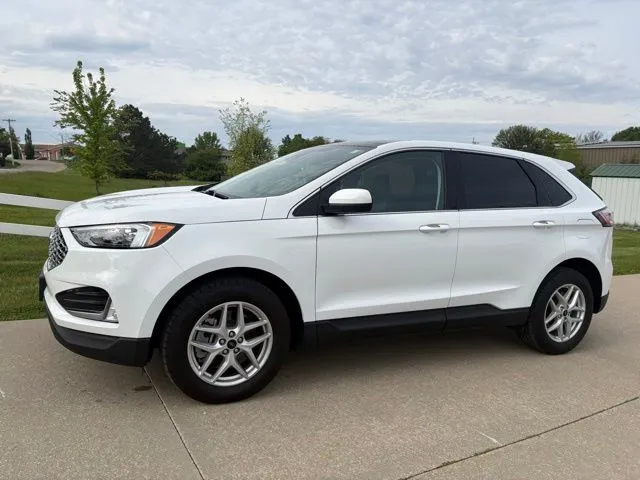 White 2024 Ford Edge SEL for sale in Maryville, MO