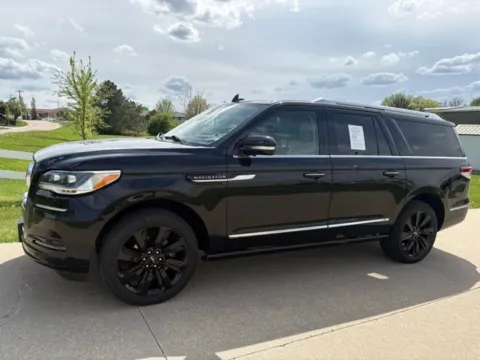Black 2022 Lincoln Navigator L Reserve for sale in Maryville, MO
