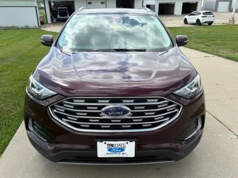 Photos of 2020 Ford Edge SEL for sale in Maryville, MO at Tri-State Ford