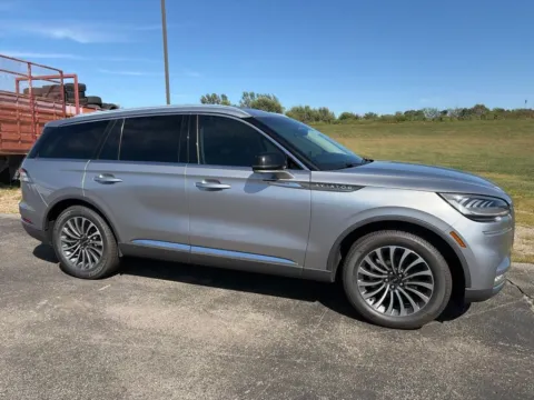 Another view of 2020 Lincoln Aviator Reserve for sale in Maryville, MO at Tri-State Ford