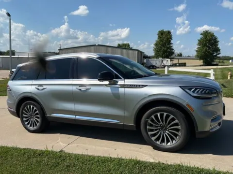 Another view of 2020 Lincoln Aviator Reserve for sale in Maryville, MO at Tri-State Ford