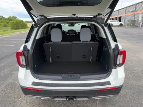 More photos of 2026 Ford Explorer Active at Tri-State Ford, MO