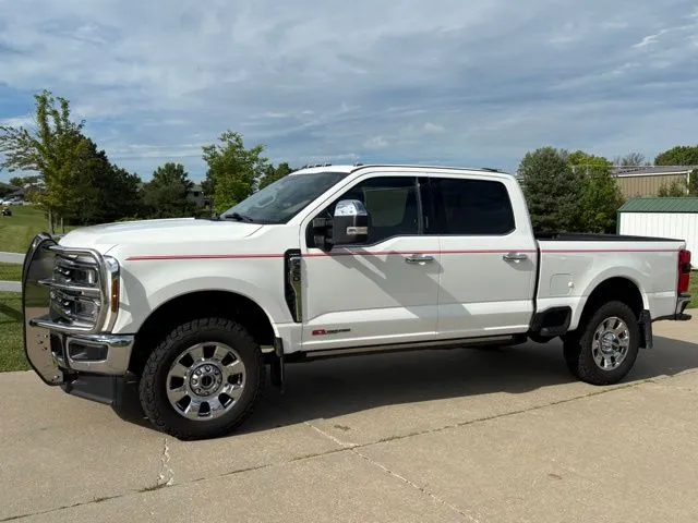 White 2024 Ford F-350SD Lariat for sale in Maryville, MO