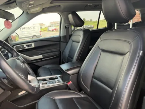 More photos of 2020 Ford Explorer XLT at Tri-State Ford, MO