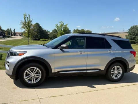 Silver 2020 Ford Explorer XLT for sale in Maryville, MO