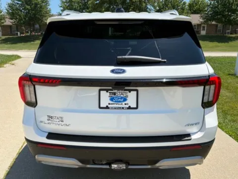 More photos of 2026 Ford Explorer Platinum at Tri-State Ford, MO
