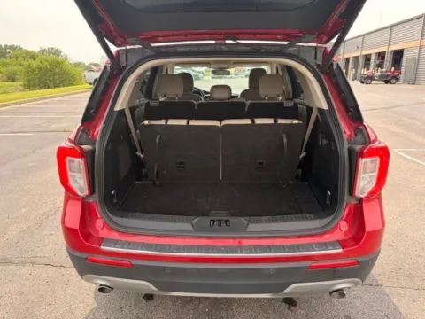 More photos of 2023 Ford Explorer Limited at Tri-State Ford, MO