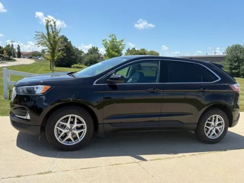 Black 2024 Ford Edge SEL for sale in Maryville, MO