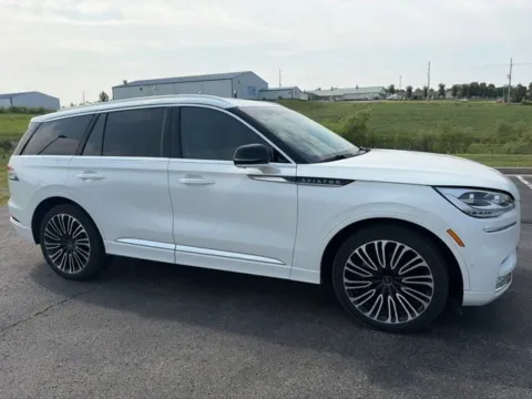 Another view of 2023 Lincoln Aviator Black Label for sale in Maryville, MO at Tri-State Ford