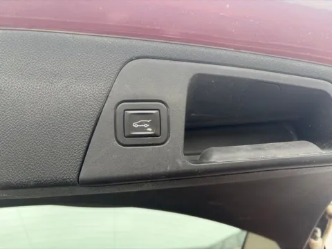 More photos of 2019 Buick Envision Essence at Tri-State Ford, MO