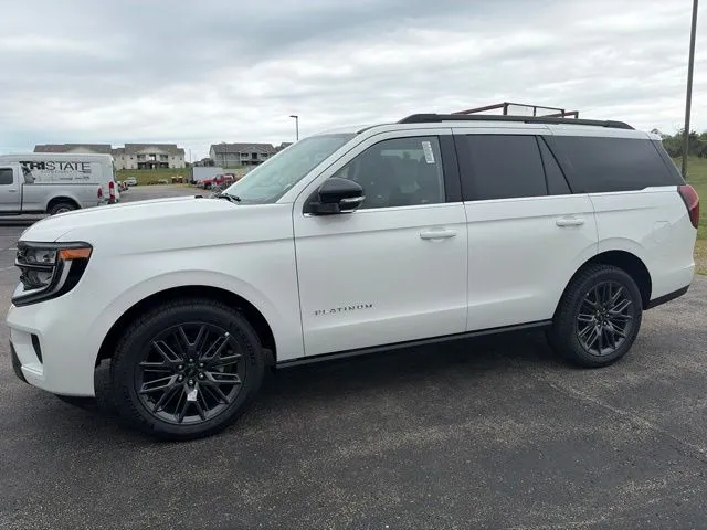 White 2027 Ford Expedition Platinum for sale in Maryville, MO