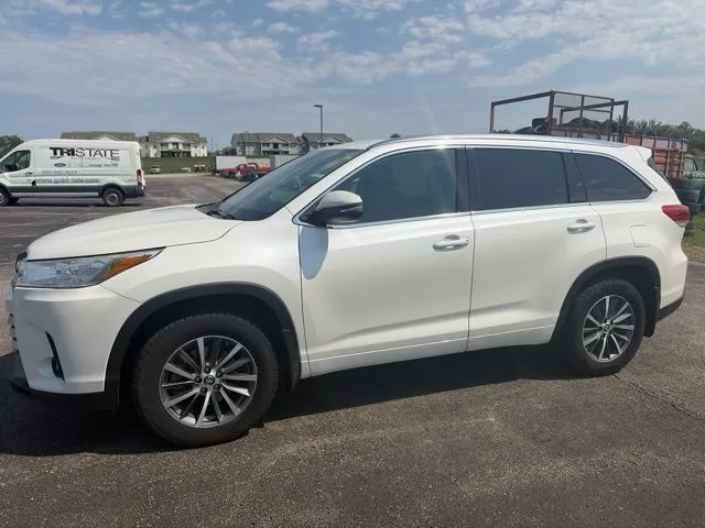 2018 Toyota Highlander XLE for sale in Maryville, MO