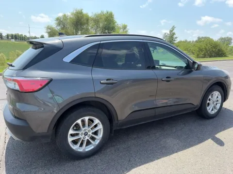 More photos of 2020 Ford Escape SE at Tri-State Ford, MO