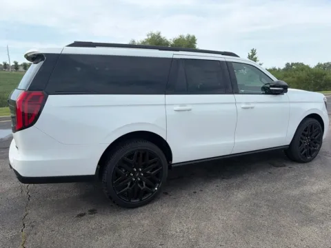 More photos of 2027 Ford Expedition Max Platinum at Tri-State Ford, MO