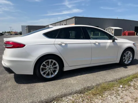 More photos of 2020 Ford Fusion SE at Tri-State Ford, MO