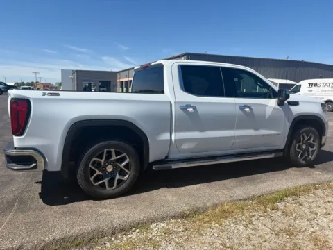 More photos of 2026 GMC Sierra 1500 SLT at Tri-State Ford, MO