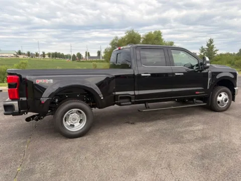 More photos of 2026 Ford F-350SD Lariat at Tri-State Ford, MO
