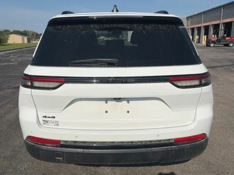 More photos of 2024 Jeep Grand Cherokee Altitude at Tri-State Ford, MO