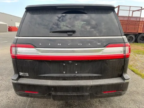 More photos of 2020 Lincoln Navigator Reserve at Tri-State Ford, MO