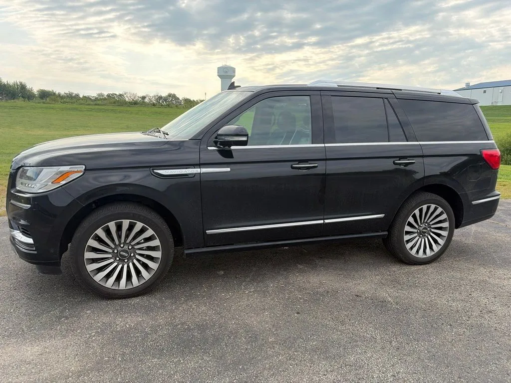 Black 2020 Lincoln Navigator Reserve for sale in Maryville, MO