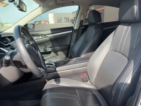 More photos of 2017 Honda Civic EX-L at Tri-State Ford, MO