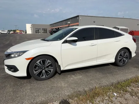 White 2017 Honda Civic EX-L for sale in Maryville, MO