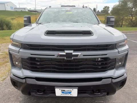 Photos of 2025 Chevrolet Silverado 2500 HD Custom for sale in Maryville, MO at Tri-State Ford