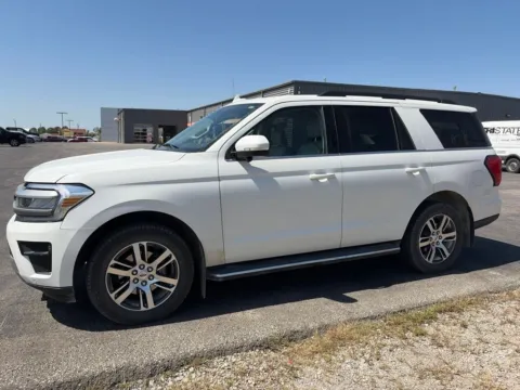 White 2023 Ford Expedition XLT for sale in Maryville, MO
