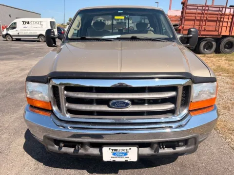 Photos of 2001 Ford F-350SD XLT for sale in Maryville, MO at Tri-State Ford