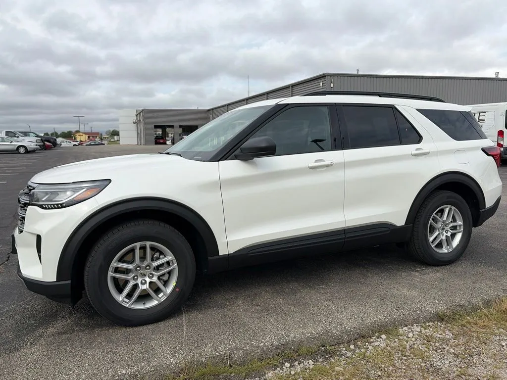 White 2027 Ford Explorer Active for sale in Maryville, MO