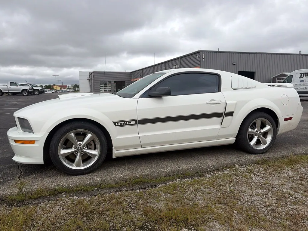 White 2007 Ford Mustang GT Premium for sale in Maryville, MO