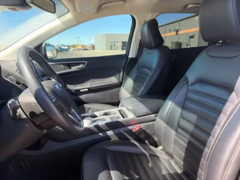 More photos of 2022 Ford Edge SEL at Tri-State Ford, MO