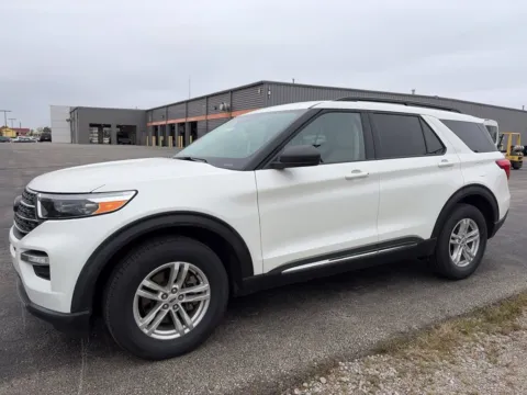 White 2023 Ford Explorer XLT for sale in Maryville, MO
