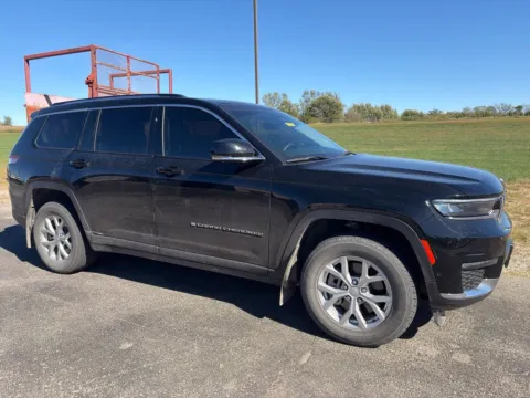 Photos of 2023 Jeep Grand Cherokee L Limited for sale in Maryville, MO at Tri-State Ford