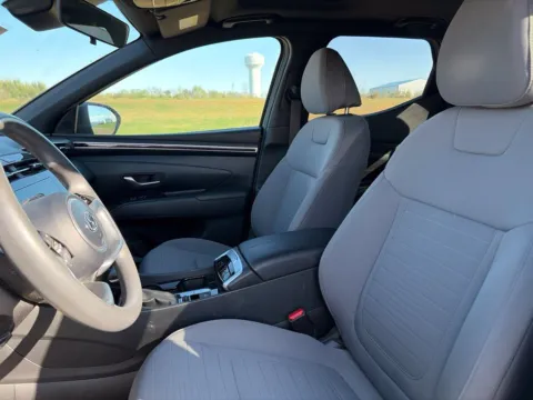 More photos of 2023 Hyundai Santa Cruz SEL at Tri-State Ford, MO