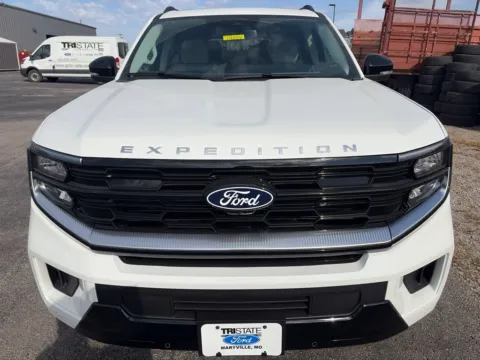 Photos of 2027 Ford Expedition Max Platinum for sale in Maryville, MO at Tri-State Ford