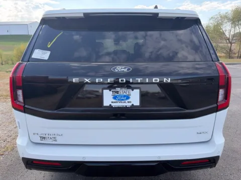 More photos of 2027 Ford Expedition Max Platinum at Tri-State Ford, MO