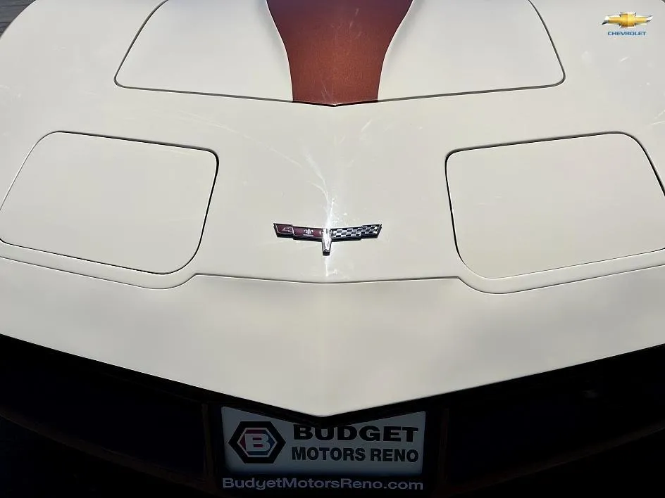 Chevrolet Corvette photo 9