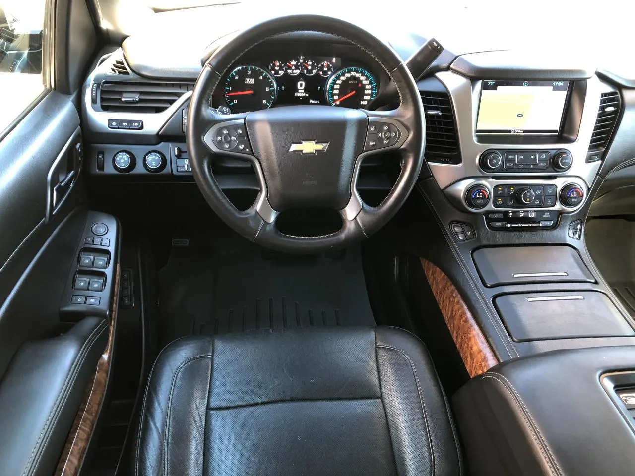 Chevrolet Tahoe photo 13