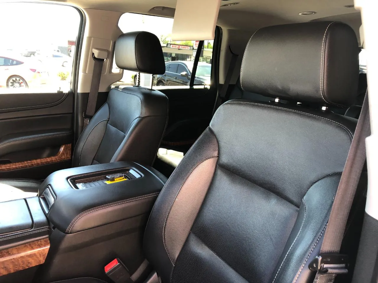 Chevrolet Tahoe photo 17