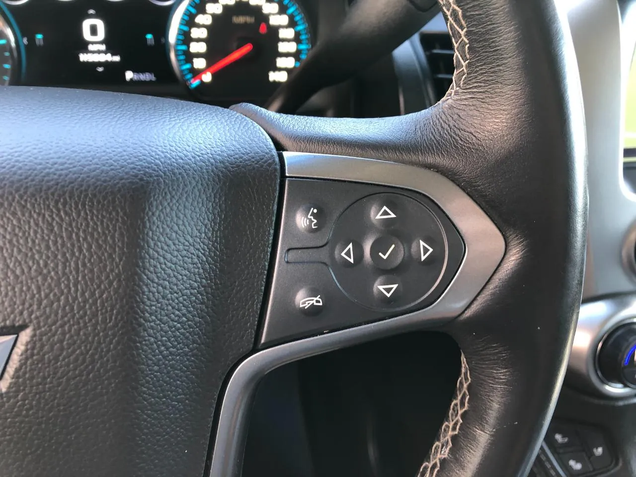 Chevrolet Tahoe photo 22