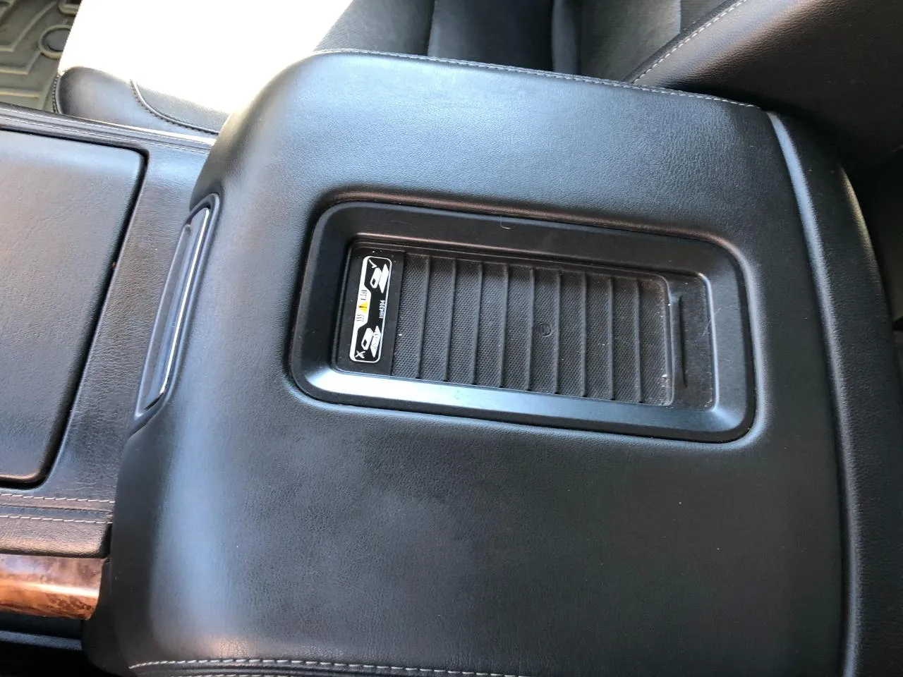 Chevrolet Tahoe photo 31